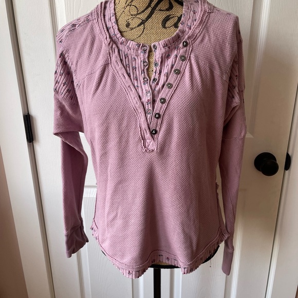 Free People Heart To Heart Henley in Daytime Fireworks - Picture 2 of 6